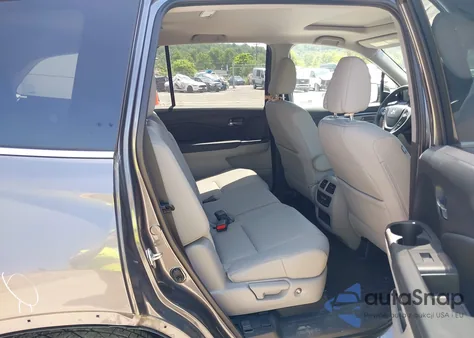 2018 Honda Pilot Ex-L из США, поврежденный, VIN 5FNYF6H68JB037653